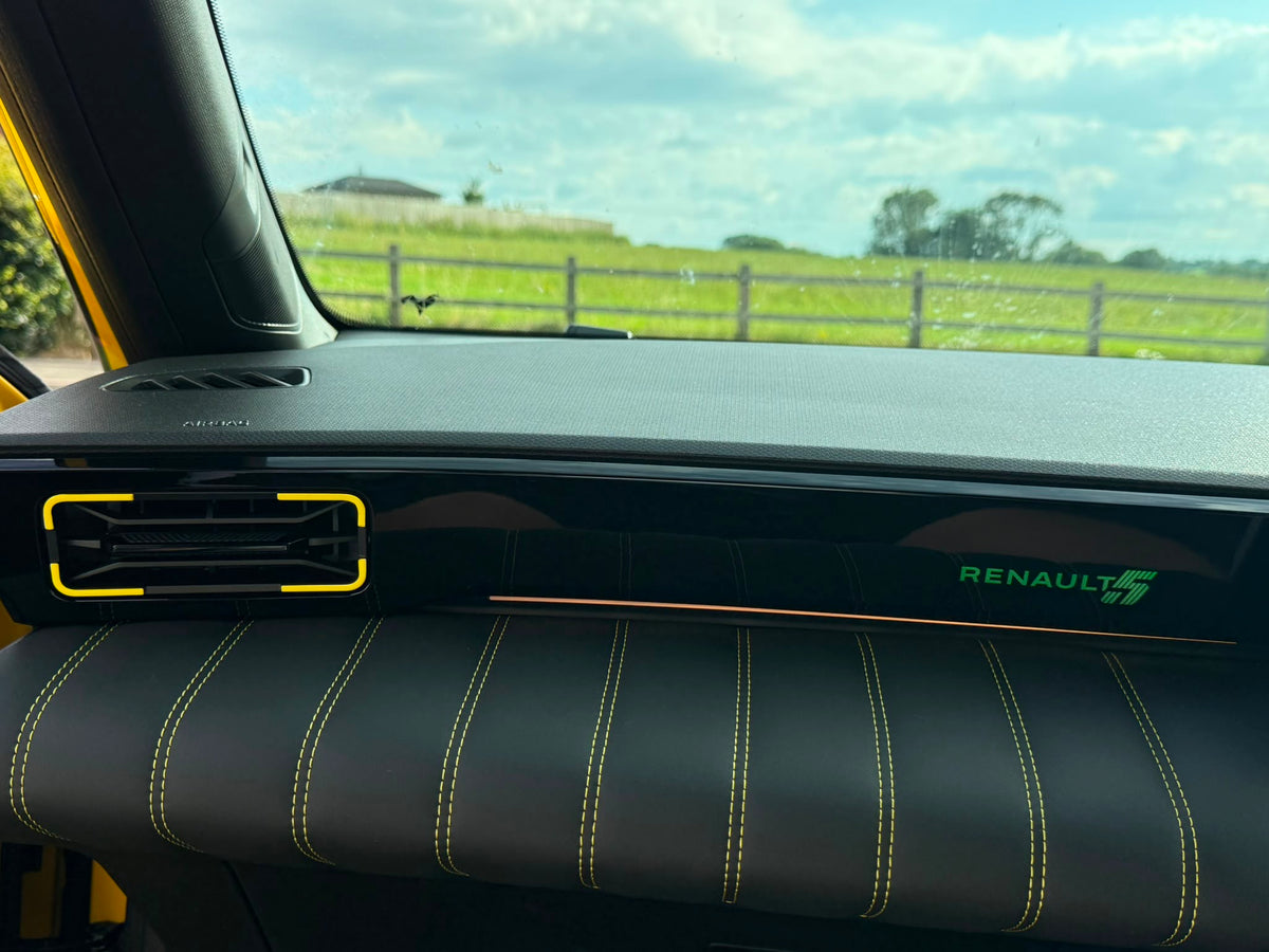 Renault 5 Etech Vent & Steering Wheel Overlay Kit - Yellow