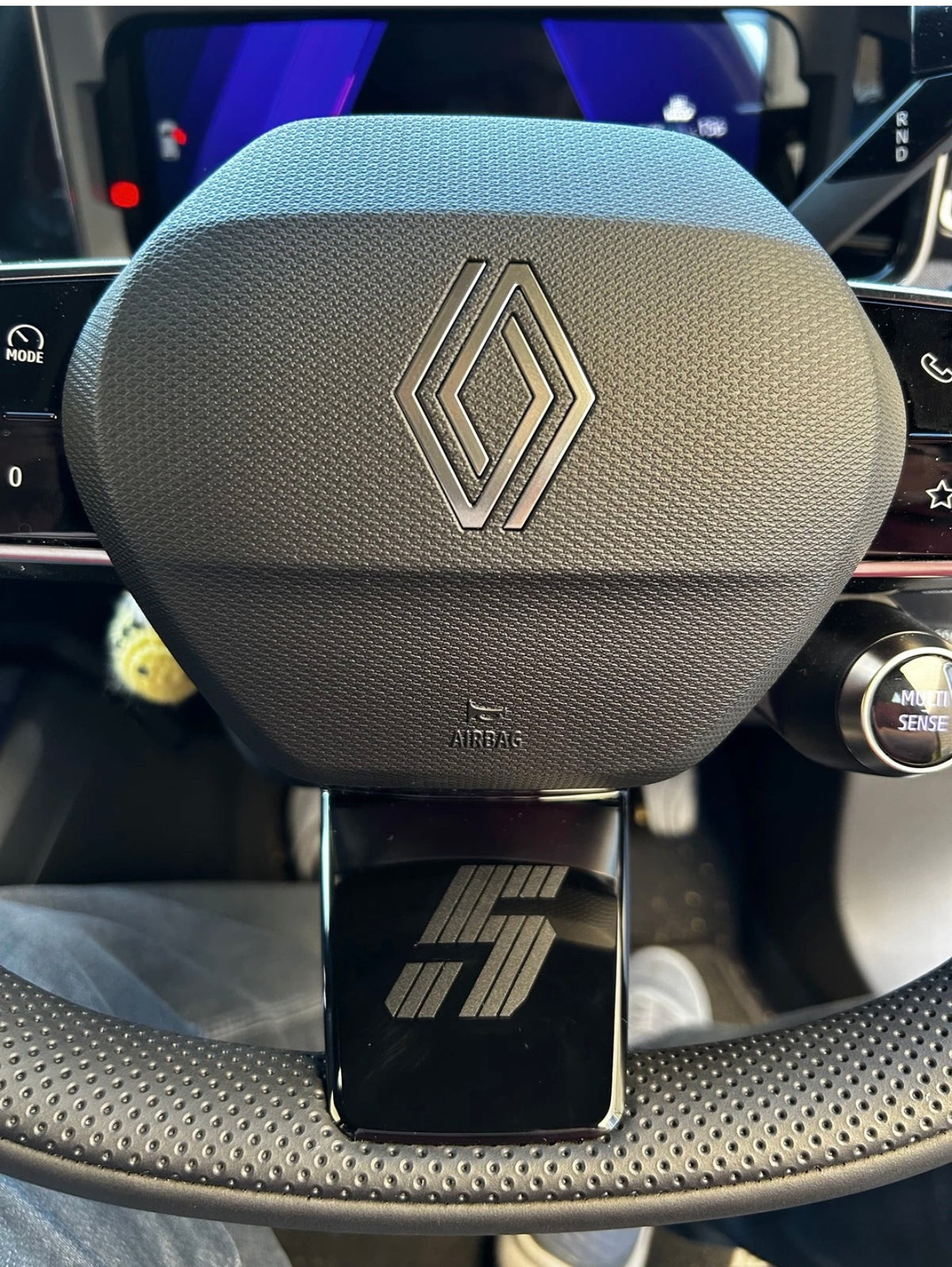 Renault 5 Etech Steering Wheel Graphic - Matte Black
