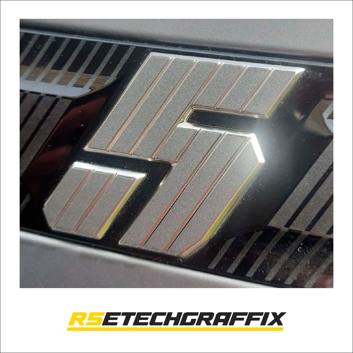 Satin Graphite Grey Metallic Renault 5 Etech Rear Badge Overlay Graphic