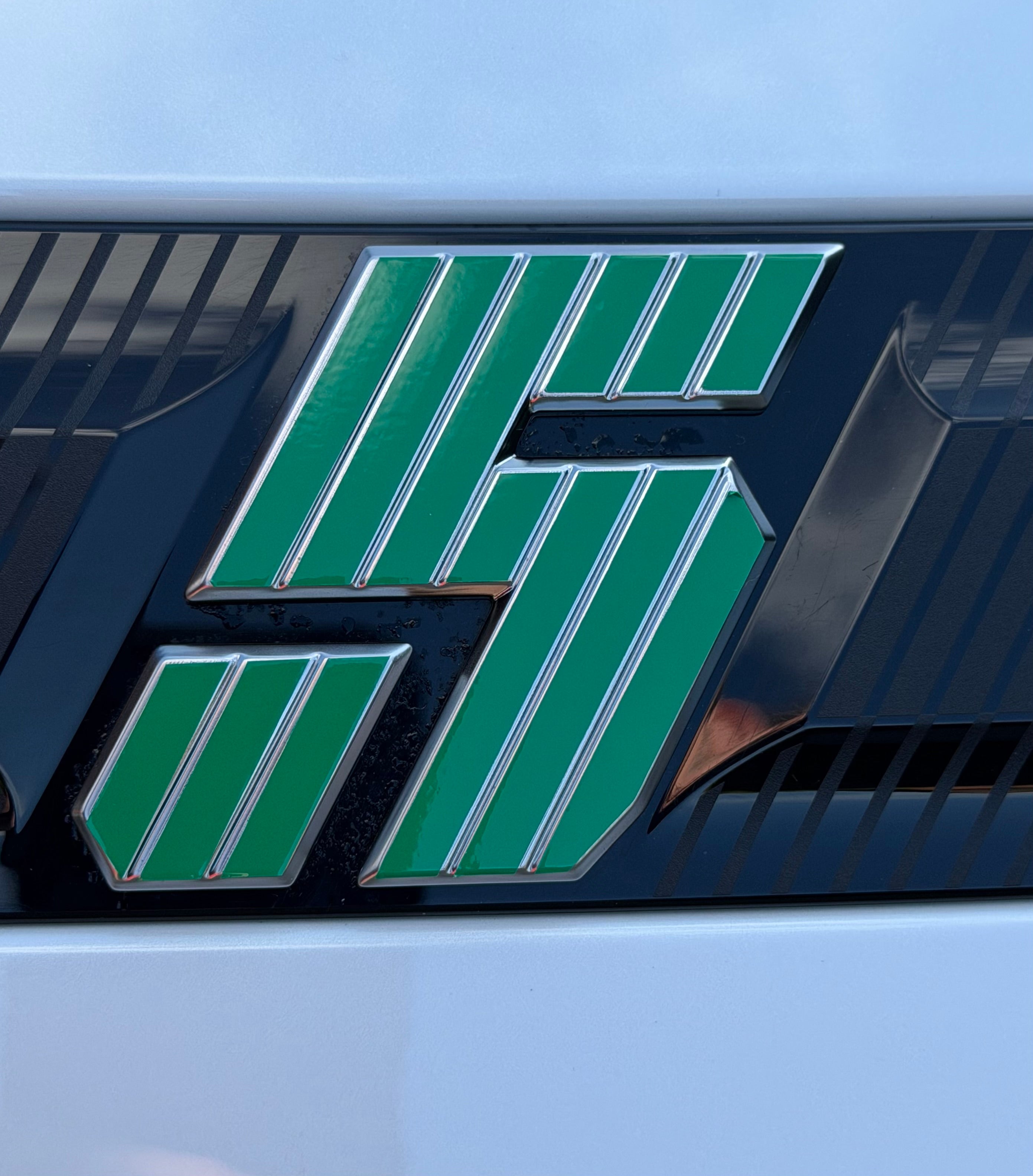 Green Renault 5 Etech Rear Badge Overlay Graphic