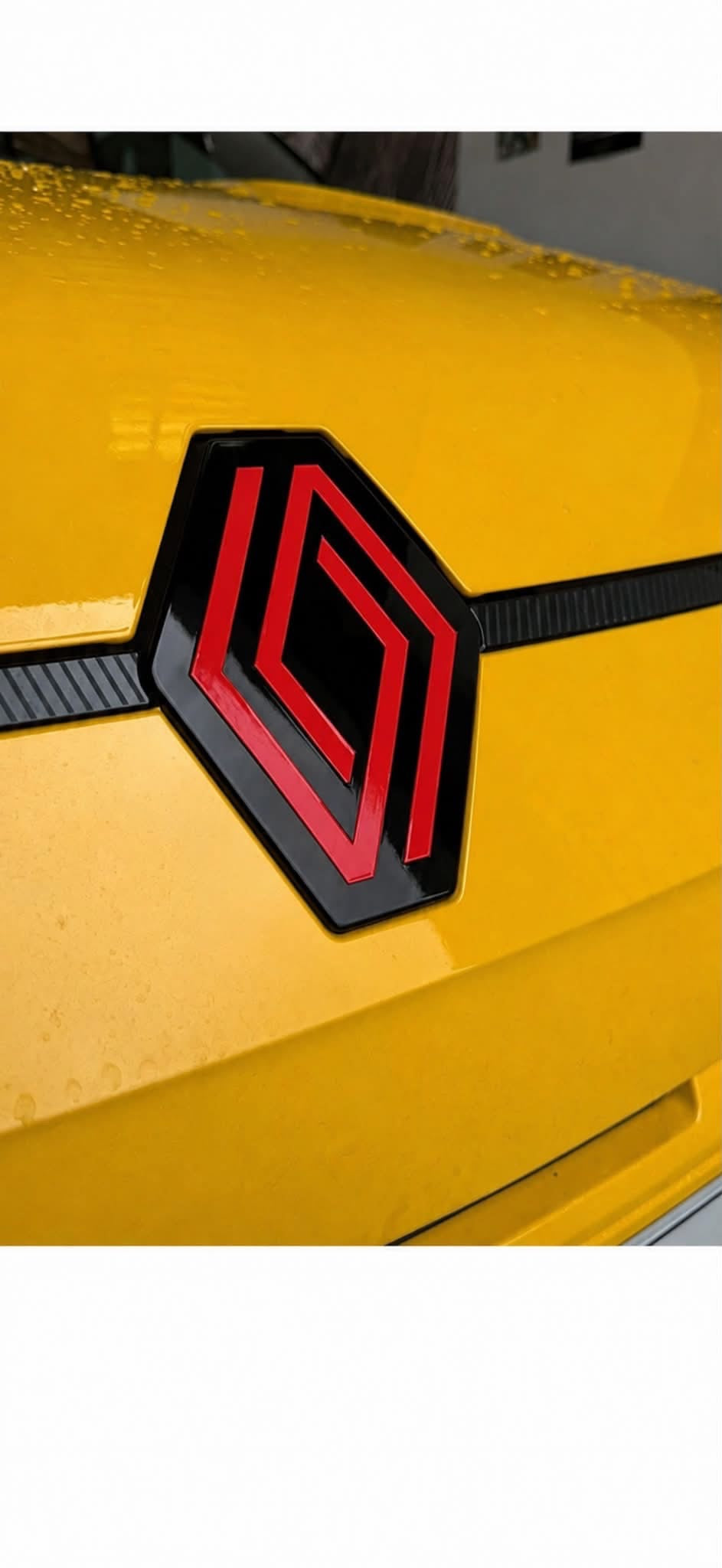 Roofline Red Renault 5 Etech Front Badge Overlay Graphic