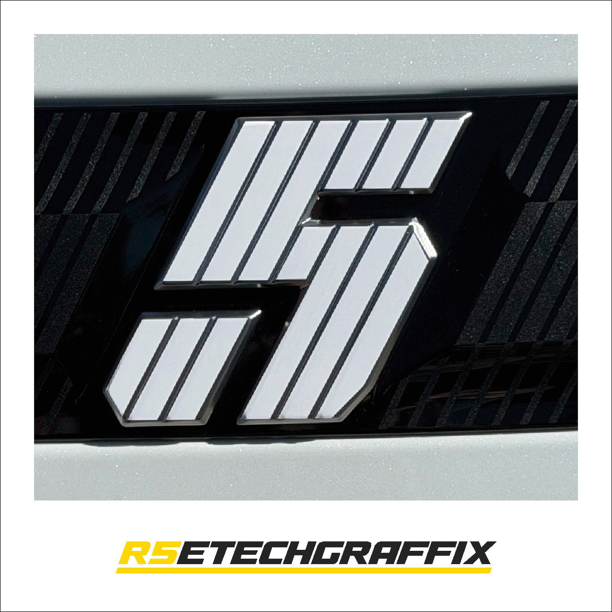 Gloss White Renault 5 Etech Rear Badge Overlay Graphic