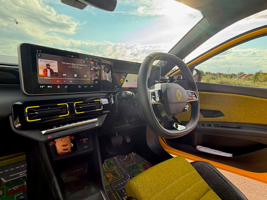 Renault 5 Etech Vent & Steering Wheel Overlay Kit - Yellow